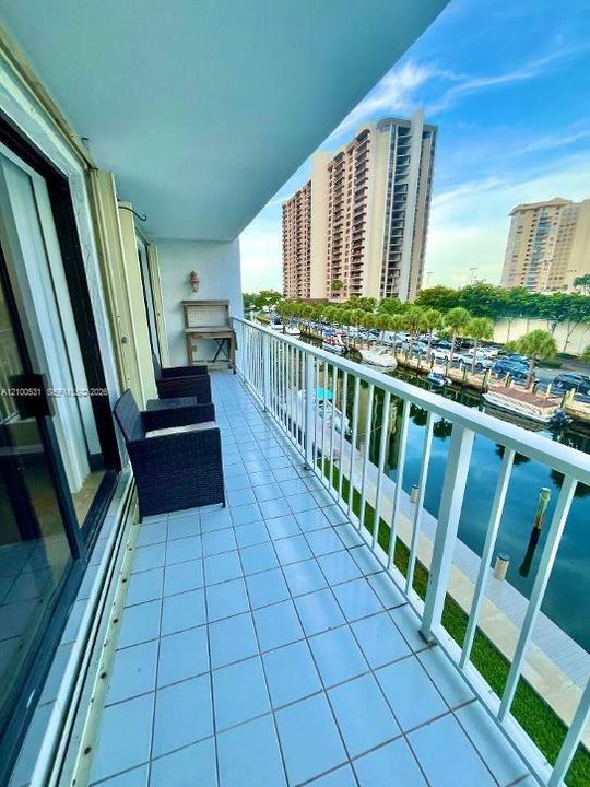 bedroom also has direct access to the balcony with panoramic water views