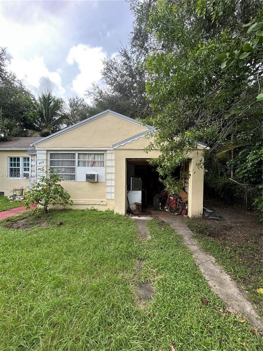 Activo con contrato: $625,000 (3 camas, 1 baños, 1342 Pies cuadrados)