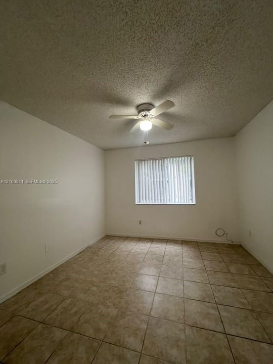 В аренду: $1,799 (1 спален, 1 ванн, 537 Квадратных фут)
