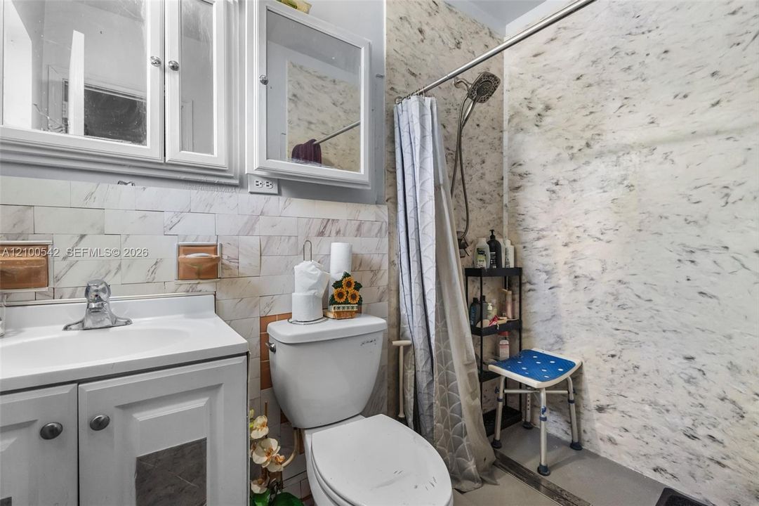 На продажу: $1,250,000 (3 спален, 2 ванн, 1900 Квадратных фут)