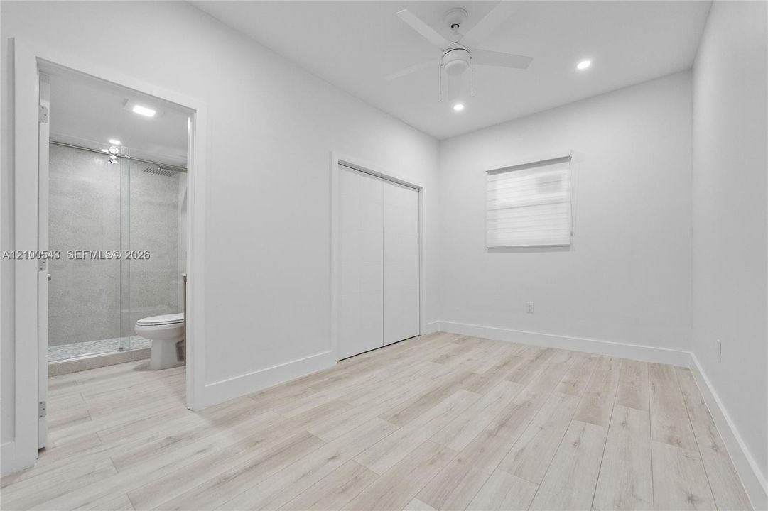 В аренду: $2,800 (2 спален, 2 ванн, 1732 Квадратных фут)