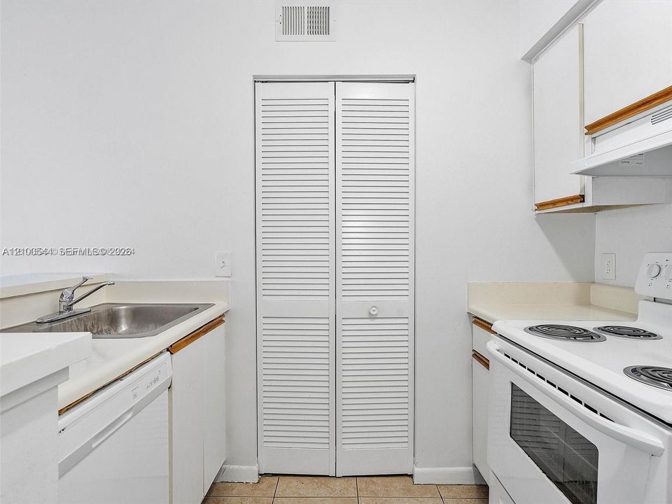En Renta: $1,799 (1 camas, 1 baños, 650 Pies cuadrados)