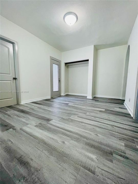 В аренду: $1,875 (2 спален, 1 ванн, 980 Квадратных фут)