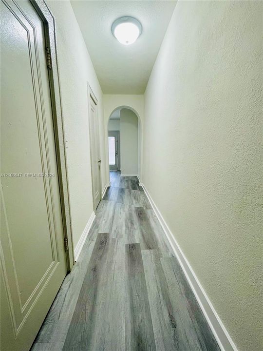 В аренду: $1,875 (2 спален, 1 ванн, 980 Квадратных фут)