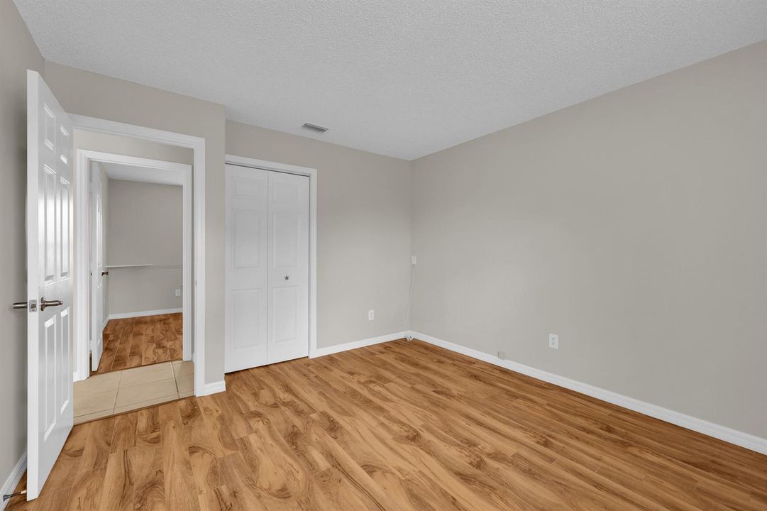351 sw dwight ave - 26