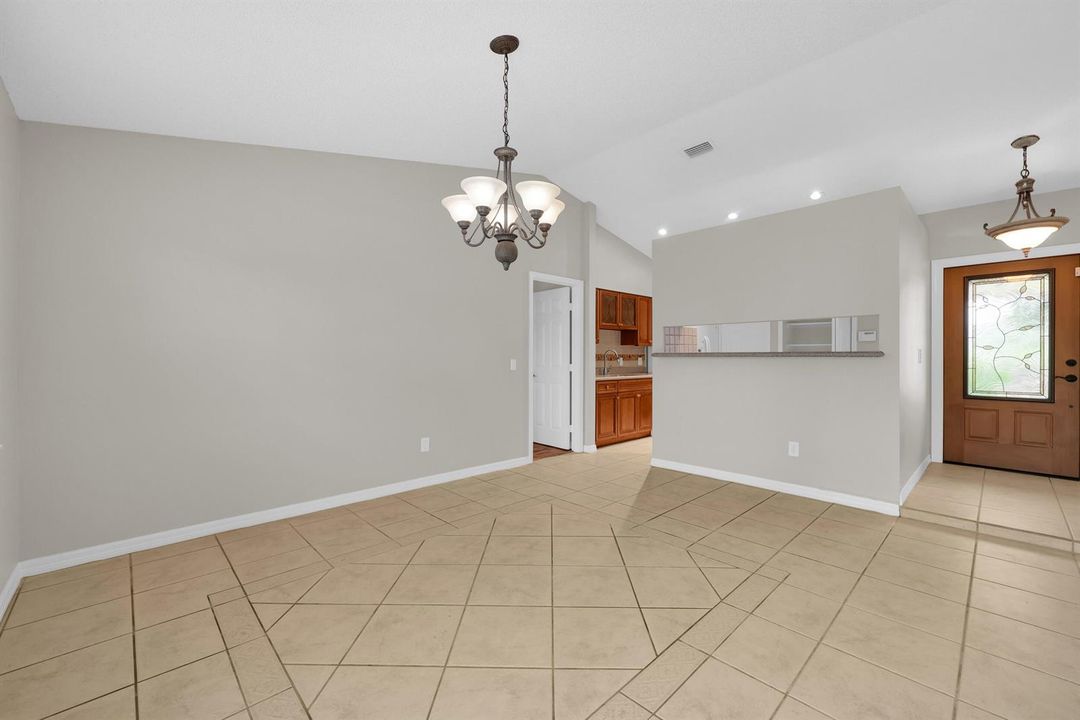 351 sw dwight ave - 09