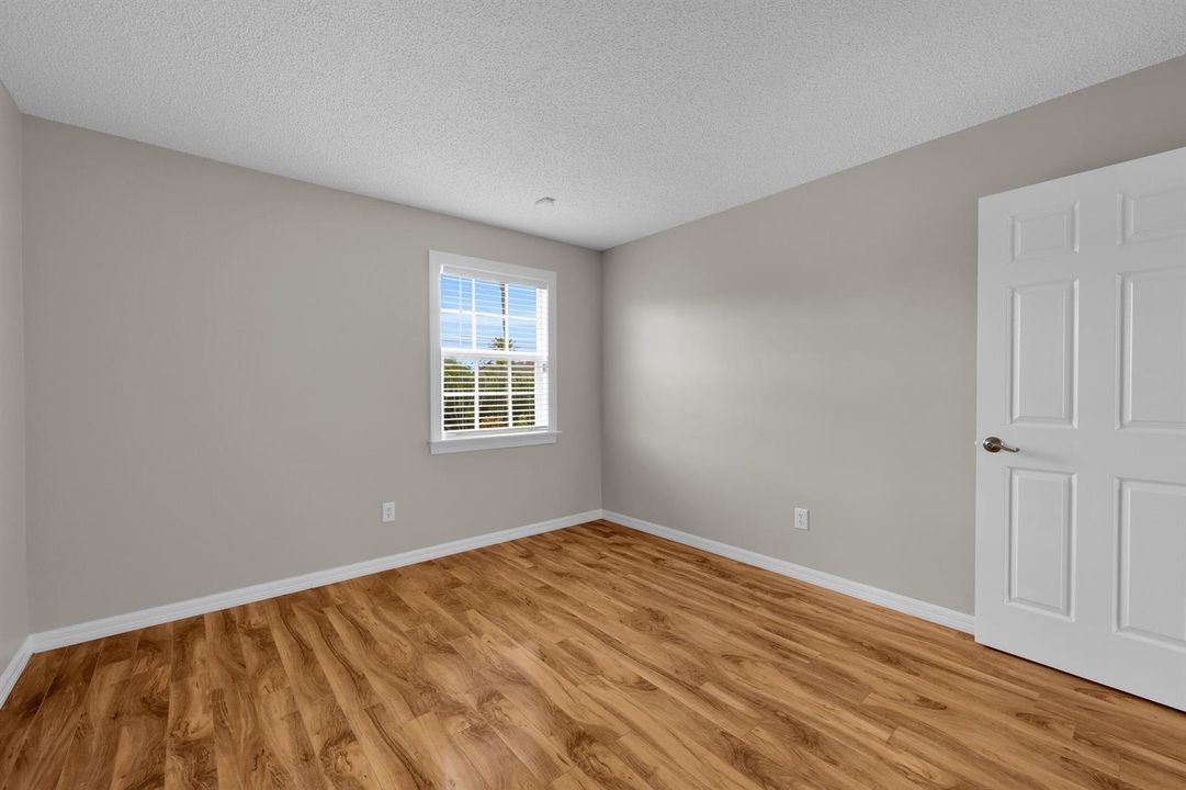 351 sw dwight ave - 24