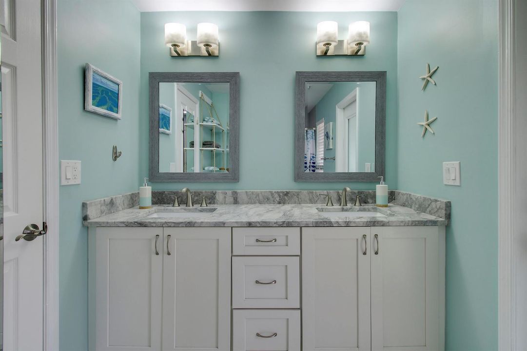 Guest & Cabana Bathroom