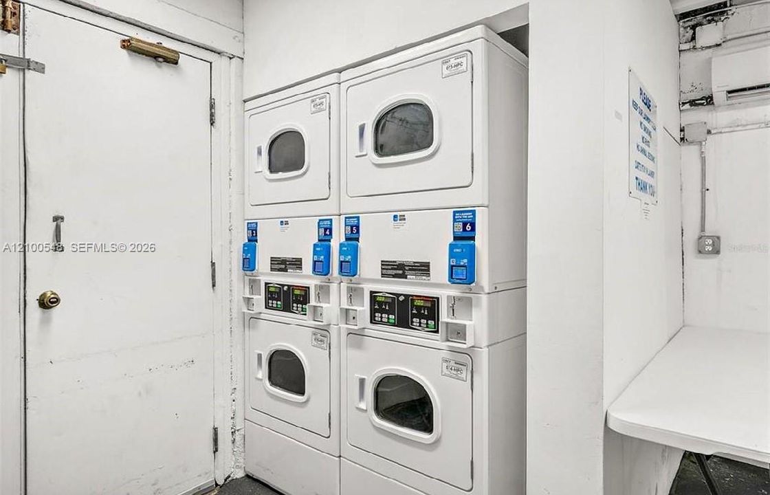 На продажу: $249,900 (1 спален, 1 ванн, 0 Квадратных фут)