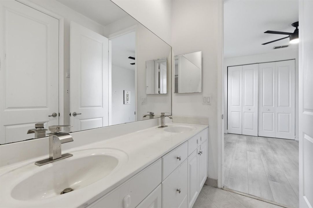 #2 Jack & Jill Bathroom