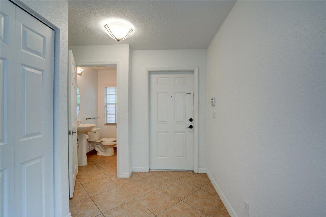 14-22160 Majestic Woods-6