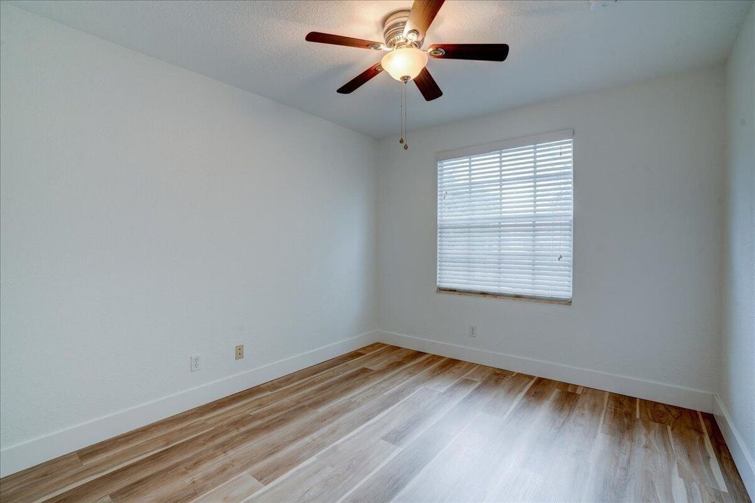 45-22160 Majestic Woods-42