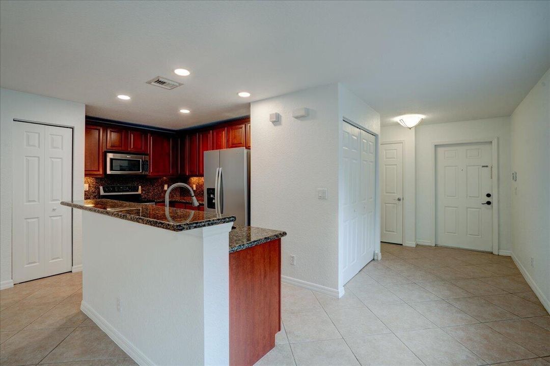 19-22160 Majestic Woods-16