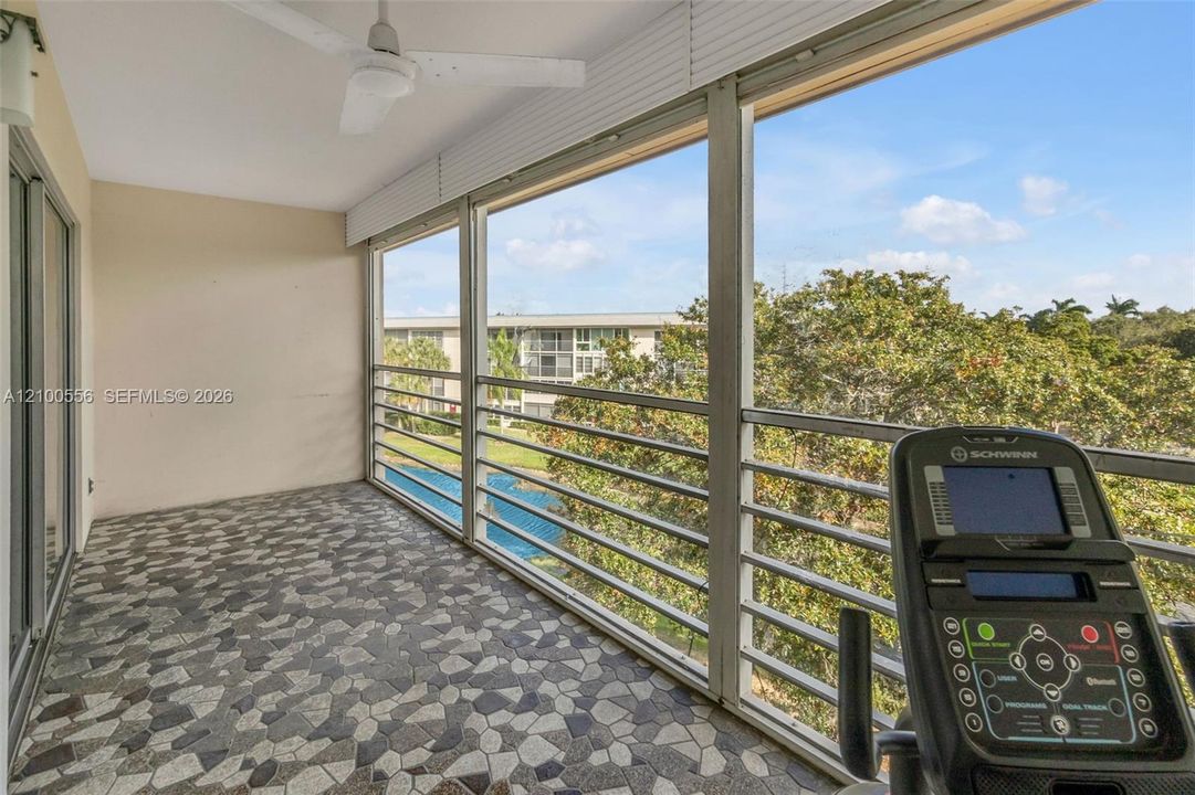 En Venta: $139,000 (2 camas, 2 baños, 1156 Pies cuadrados)