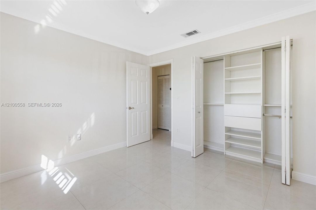 En Renta: $2,600 (2 camas, 1 baños, 1044 Pies cuadrados)