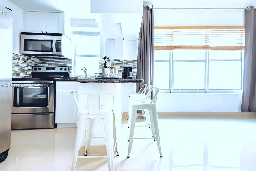 For Sale: $460,000 (0 beds, 1 baths, 440 Square Feet)