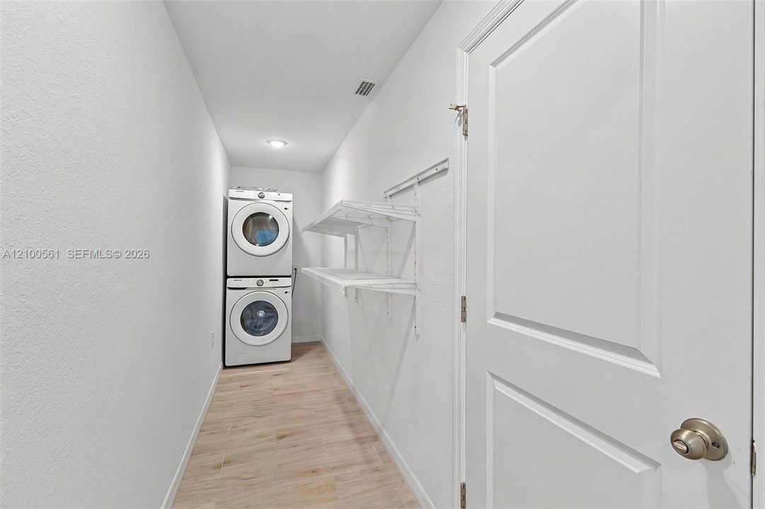 En Venta: $449,900 (4 camas, 3 baños, 0 Pies cuadrados)