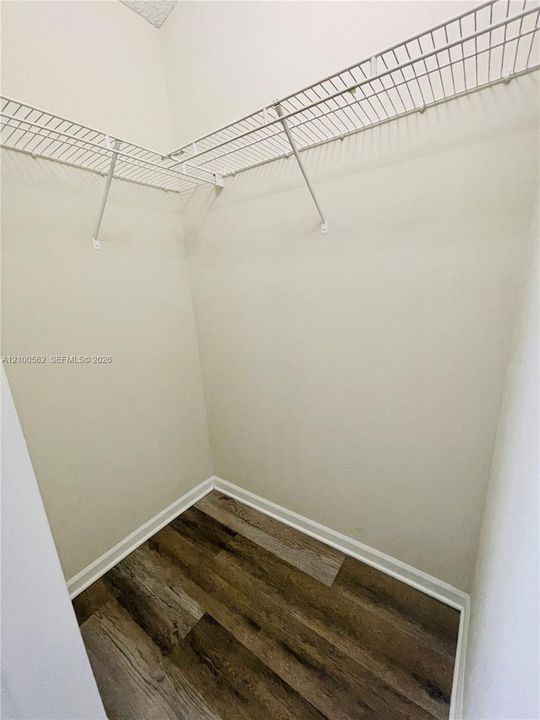 В аренду: $2,150 (2 спален, 2 ванн, 1008 Квадратных фут)