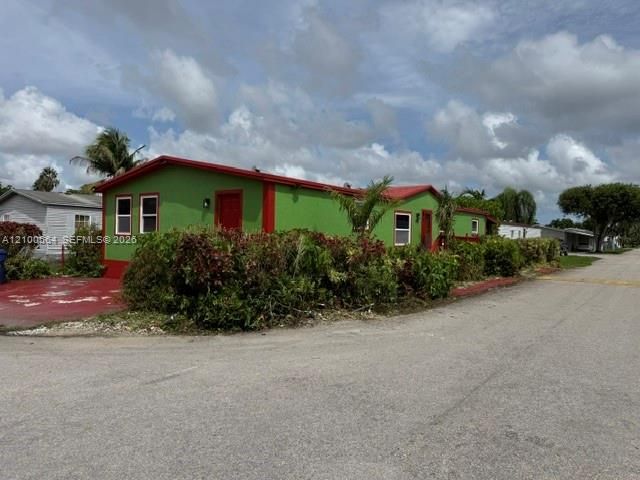 En Venta: $160,000 (3 camas, 2 baños, 1690 Pies cuadrados)