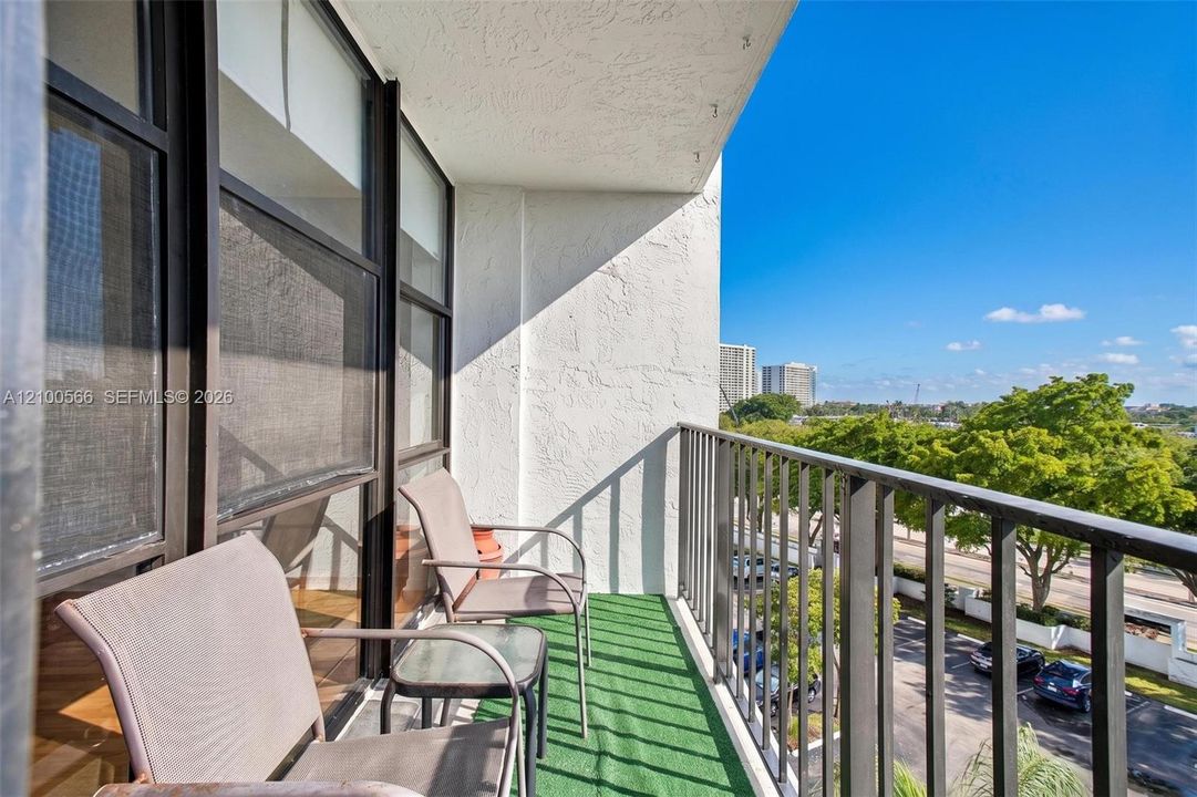 En Venta: $189,000 (1 camas, 1 baños, 915 Pies cuadrados)