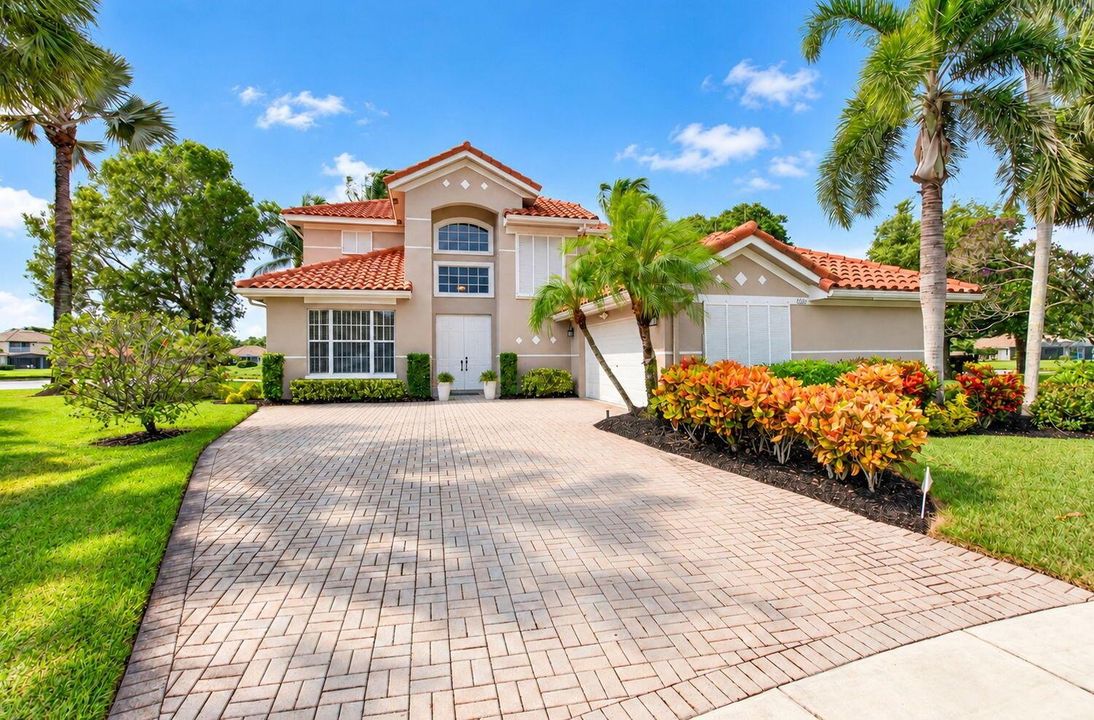 Oversize Driveway & Garage