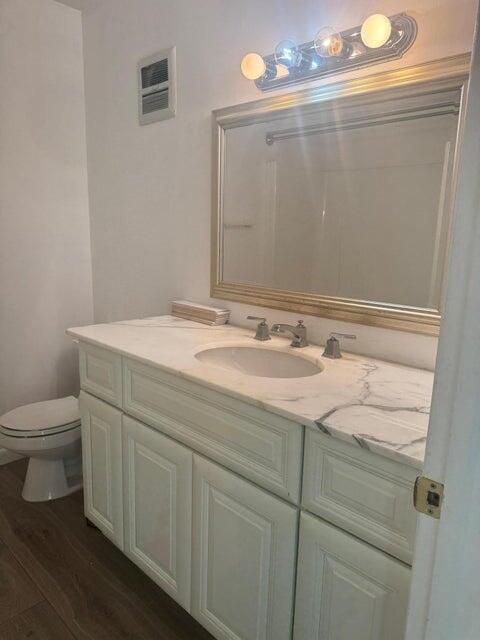 P-10-BATH2
