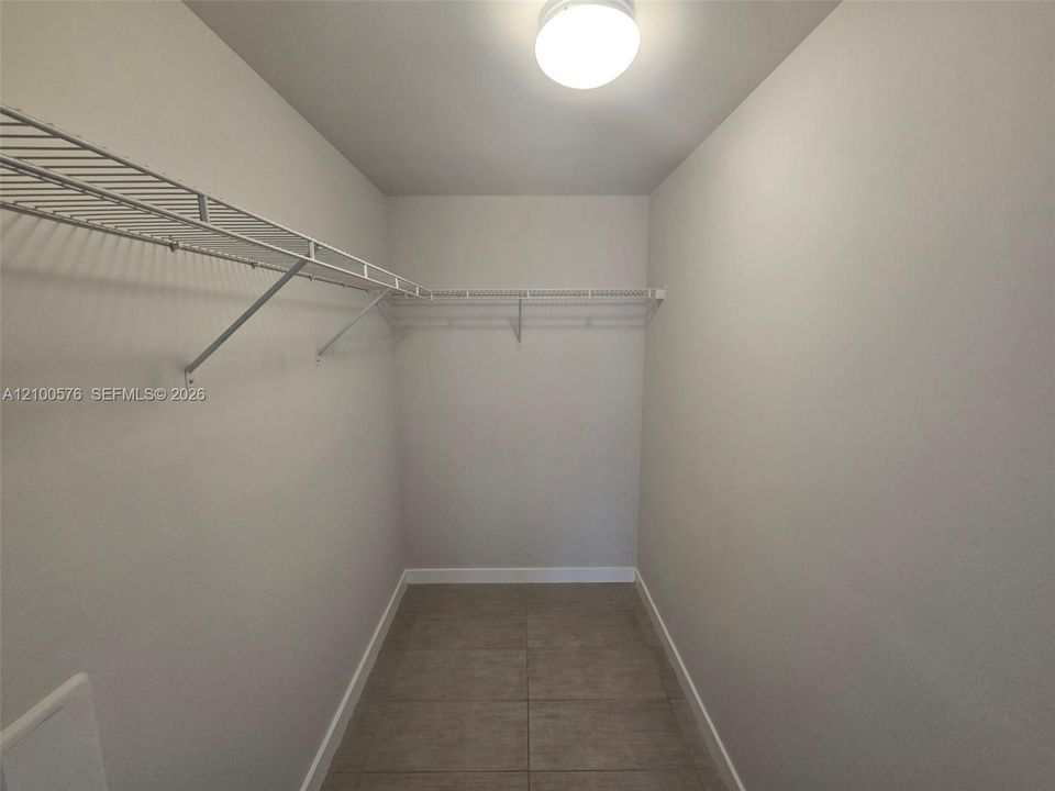 В аренду: $3,500 (2 спален, 2 ванн, 1042 Квадратных фут)