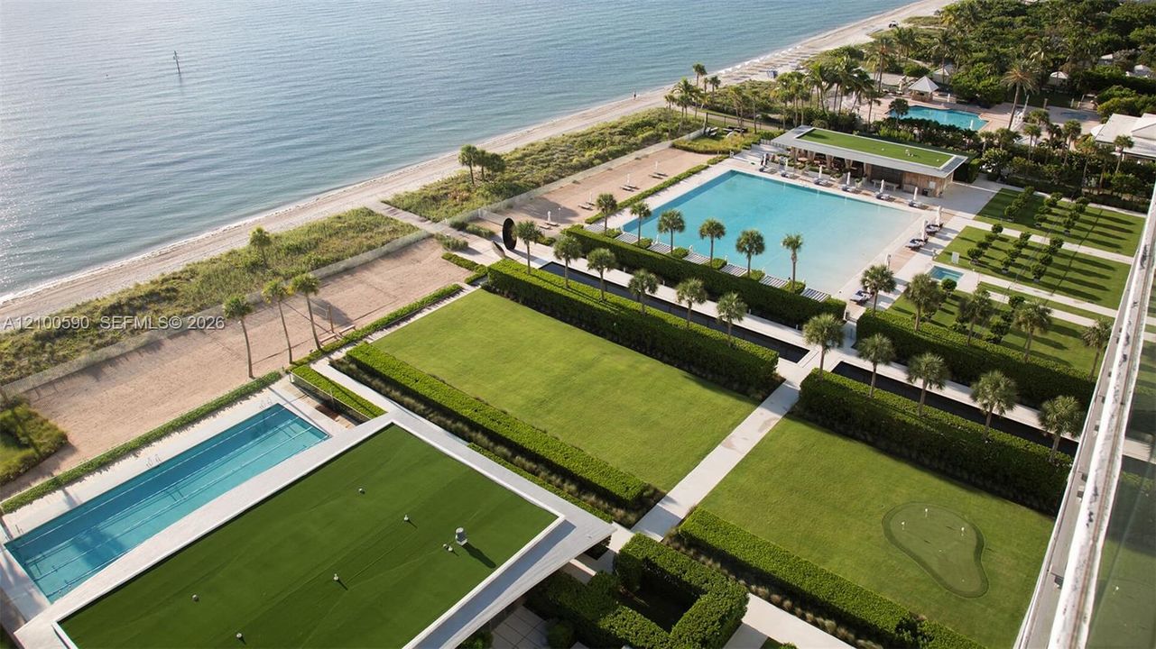 For Sale: $11,750,000 (7 beds, 5 baths, 5074 Square Feet)