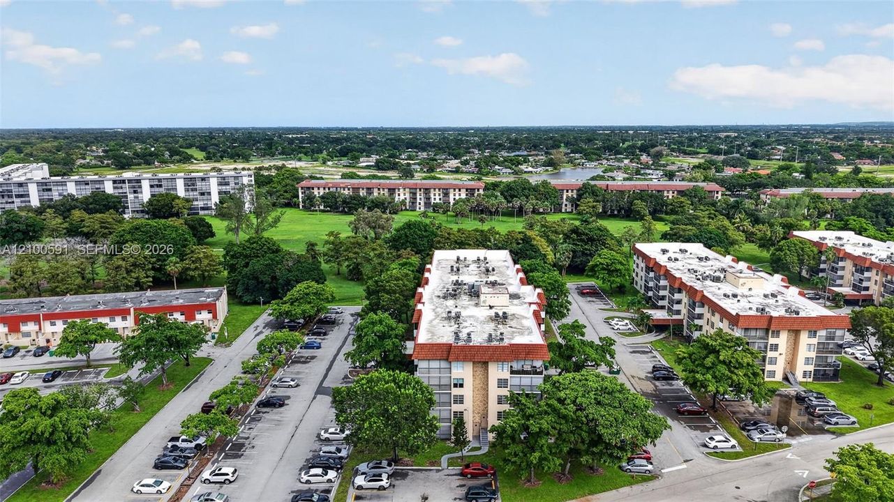 En Venta: $129,000 (2 camas, 2 baños, 972 Pies cuadrados)