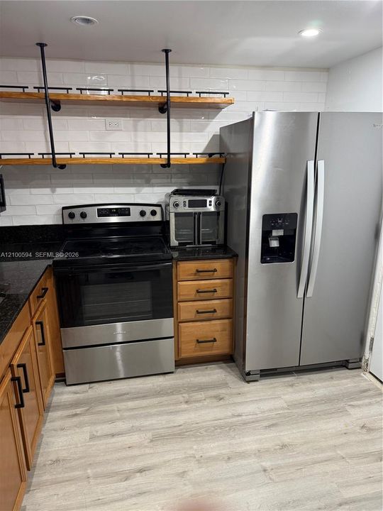 For Rent: $2,000 (2 beds, 2 baths, 1260 Square Feet)