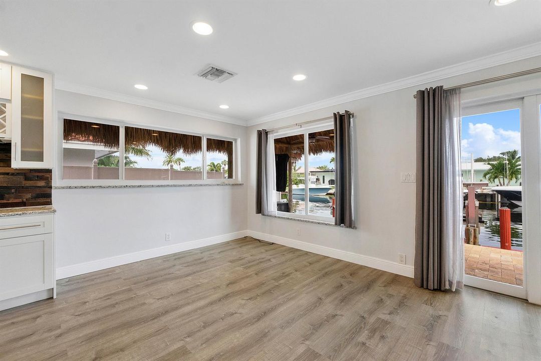 361 Se 9th Ct_034