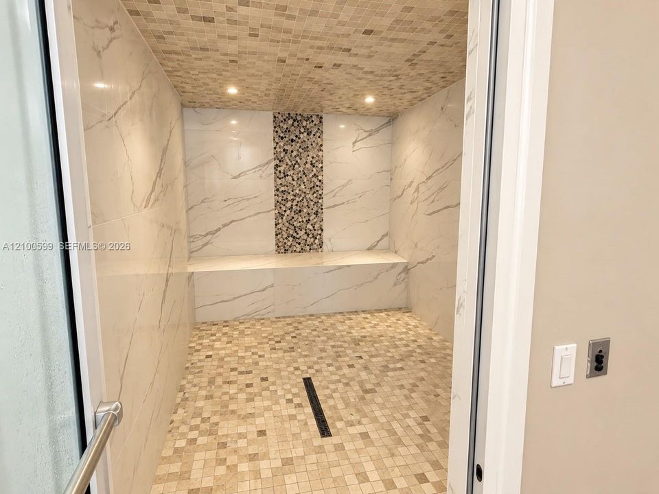 En Venta: $320,000 (0 camas, 1 baños, 567 Pies cuadrados)