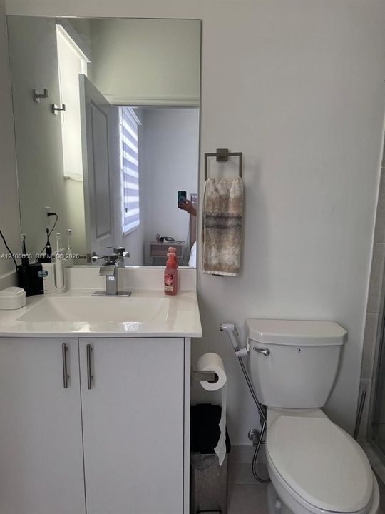 En Venta: $450,000 (3 camas, 2 baños, 1393 Pies cuadrados)
