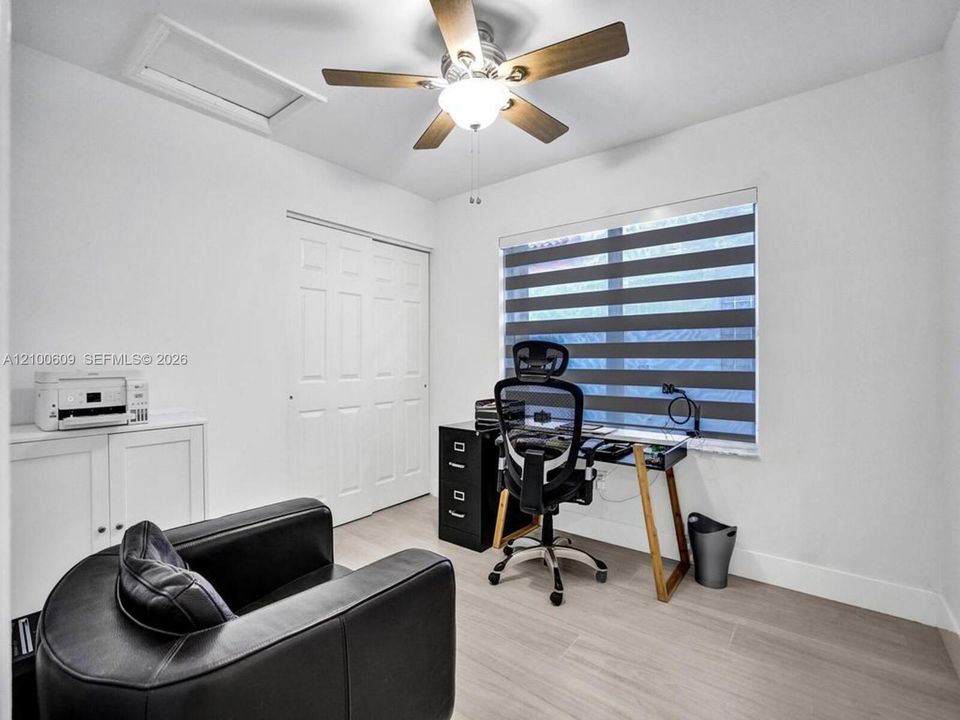 For Rent: $4,300 (3 beds, 2 baths, 1416 Square Feet)