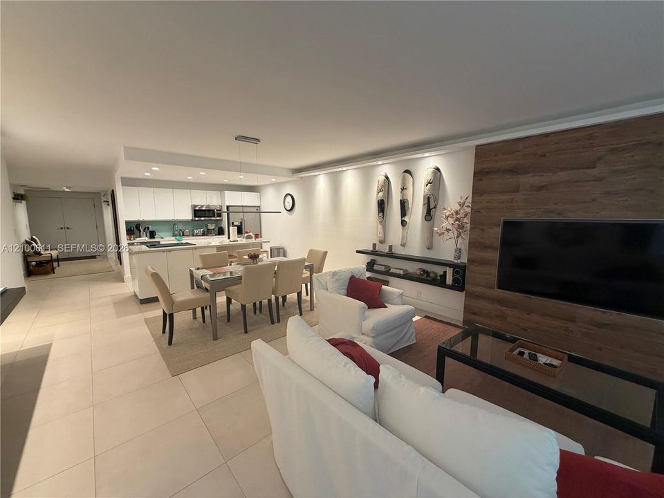 For Rent: $7,500 (2 beds, 2 baths, 1720 Square Feet)