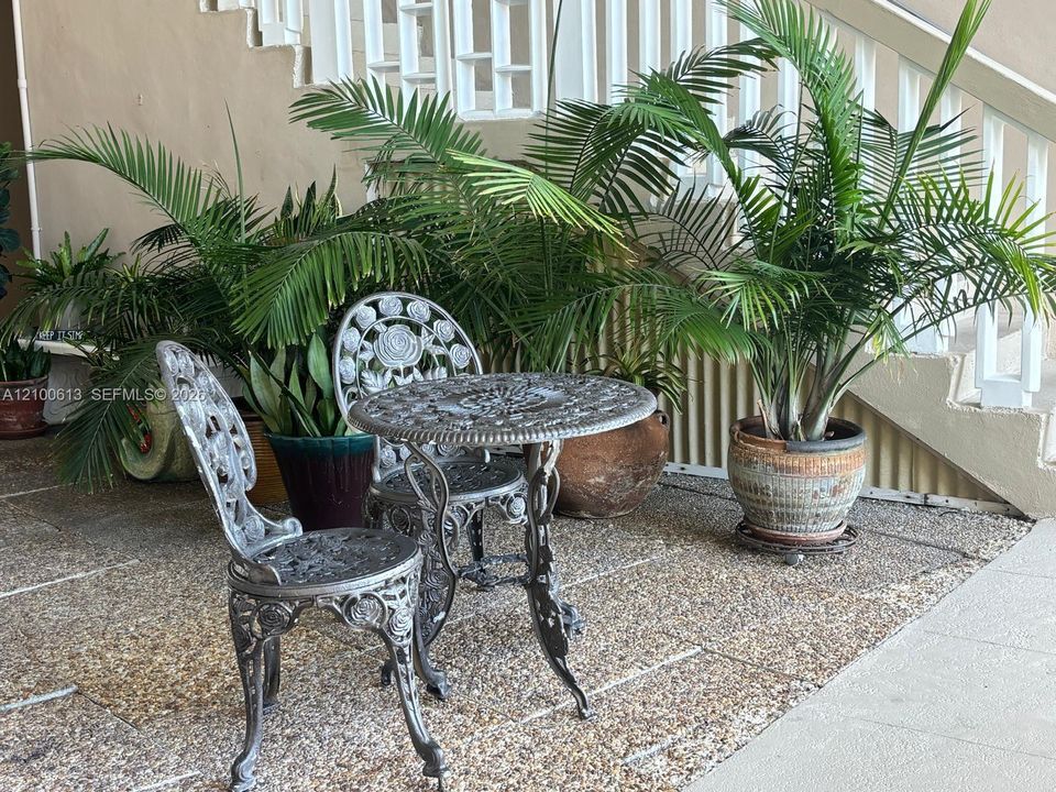 En Venta: $215,000 (2 camas, 2 baños, 888 Pies cuadrados)