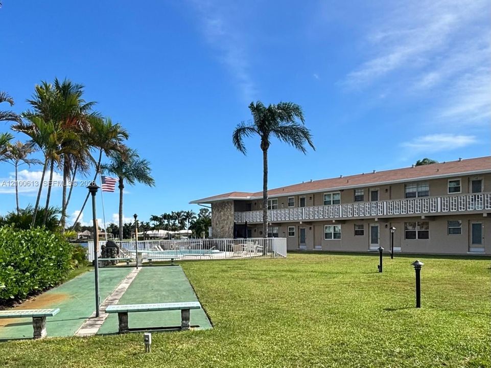 En Venta: $215,000 (2 camas, 2 baños, 888 Pies cuadrados)