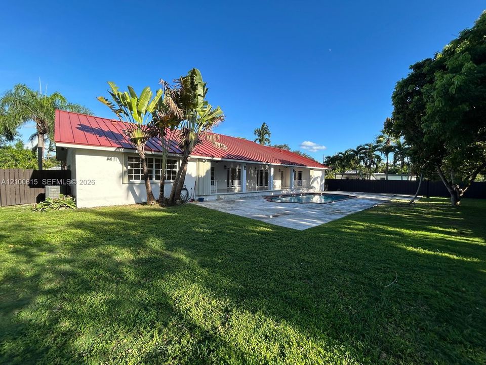 For Rent: $5,600 (3 beds, 2 baths, 2194 Square Feet)
