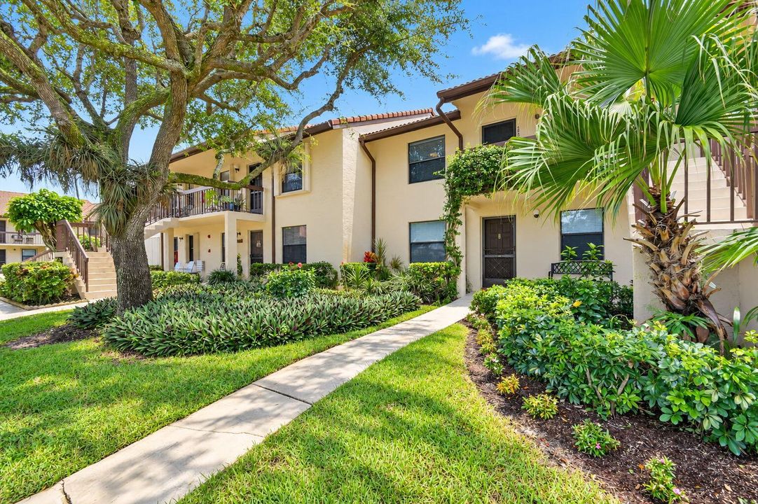 4-web-or-mls-Sunny, vehicle-free propert