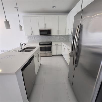 For Rent: $3,650 (3 beds, 2 baths, 1500 Square Feet)