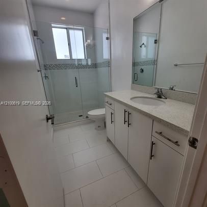 For Rent: $3,650 (3 beds, 2 baths, 1500 Square Feet)