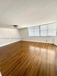 For Rent: $3,300 (3 beds, 2 baths, 1380 Square Feet)