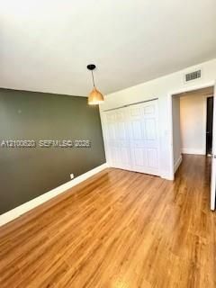 For Rent: $3,300 (3 beds, 2 baths, 1380 Square Feet)