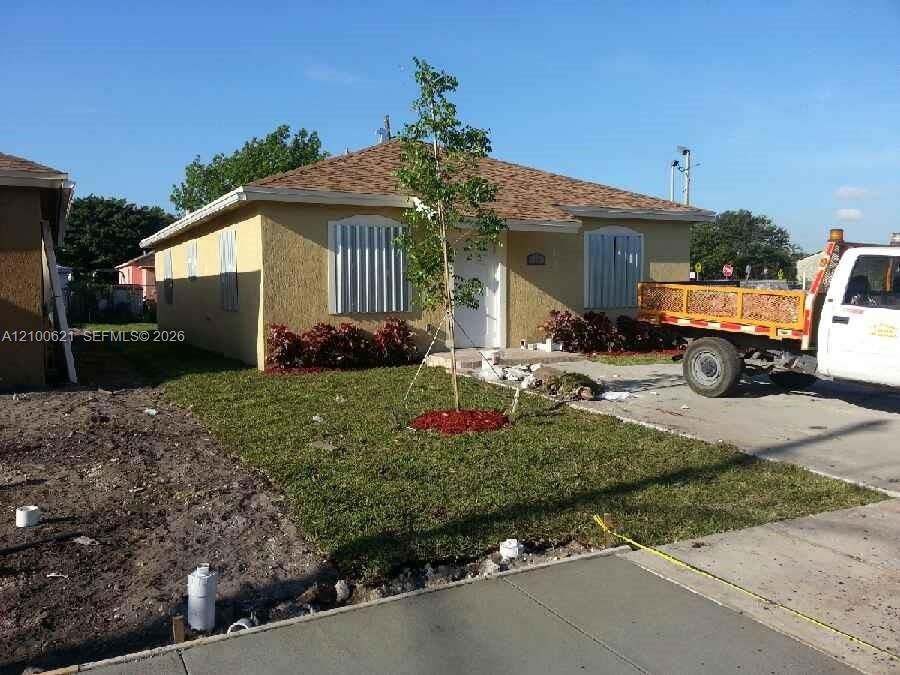For Rent: $3,500 (4 beds, 2 baths, 2460 Square Feet)