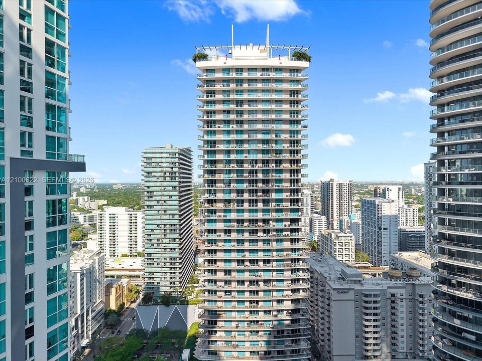 En Venta: $405,000 (0 camas, 1 baños, 530 Pies cuadrados)