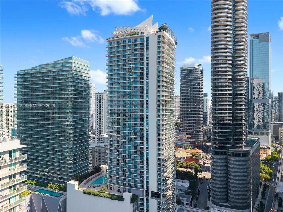 En Venta: $405,000 (0 camas, 1 baños, 530 Pies cuadrados)