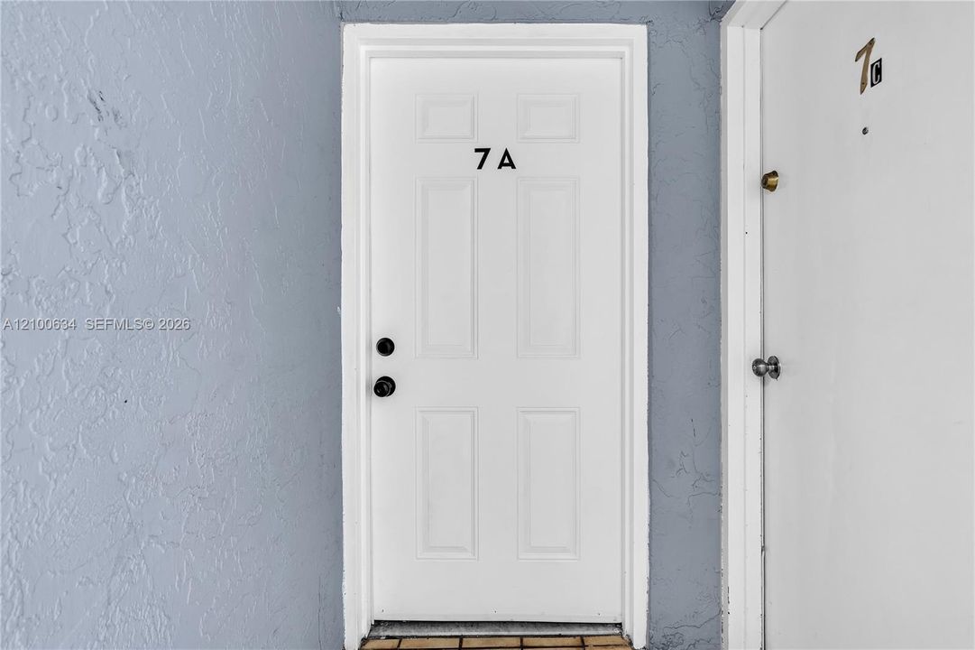 For Rent: $4,000 (2 beds, 2 baths, 1098 Square Feet)