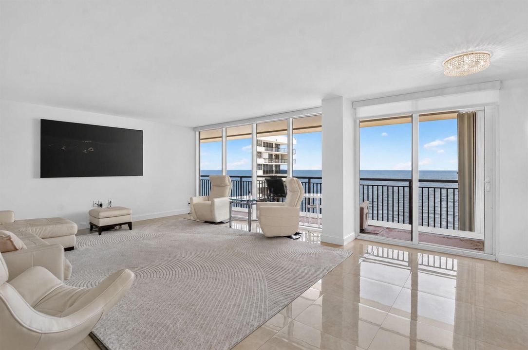 Open Floor plan-renovated