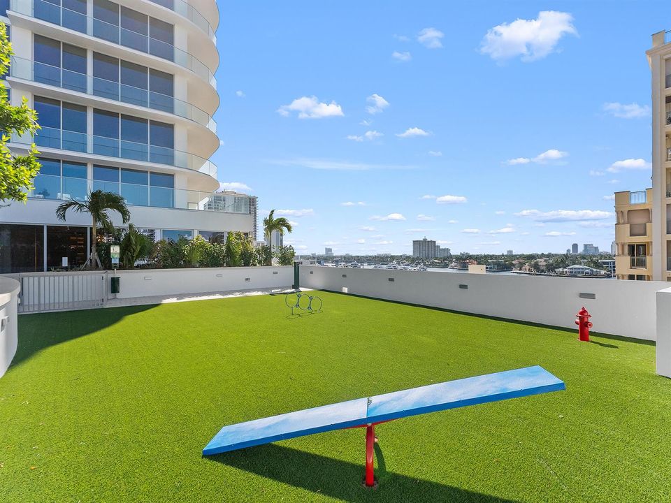 30-web-or-mls-Amenities-1013