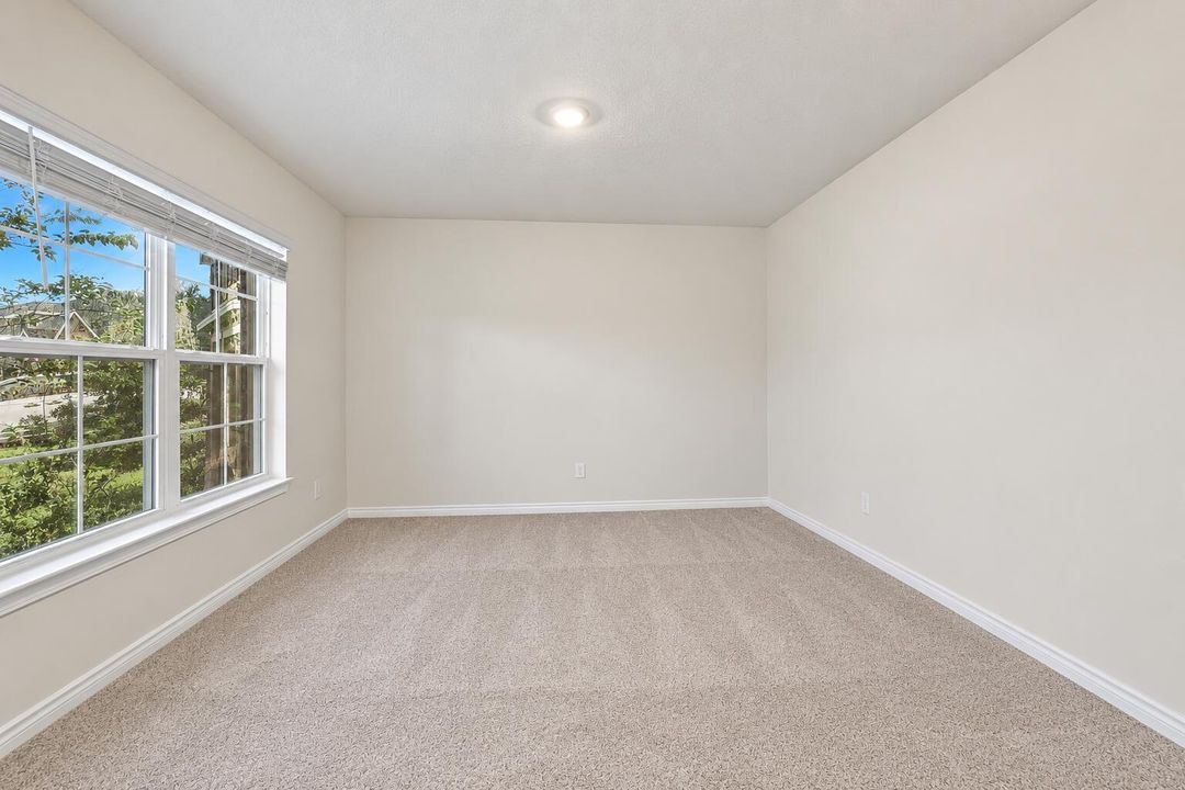 FamilyRoom2